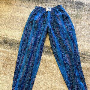 Vintage 80/90’s Reebesse Club Newport Baggy Parachute Pants Size Medium